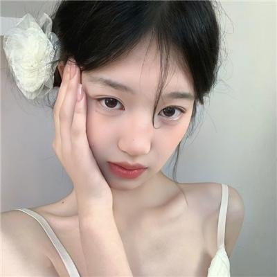 哺乳期的女人
